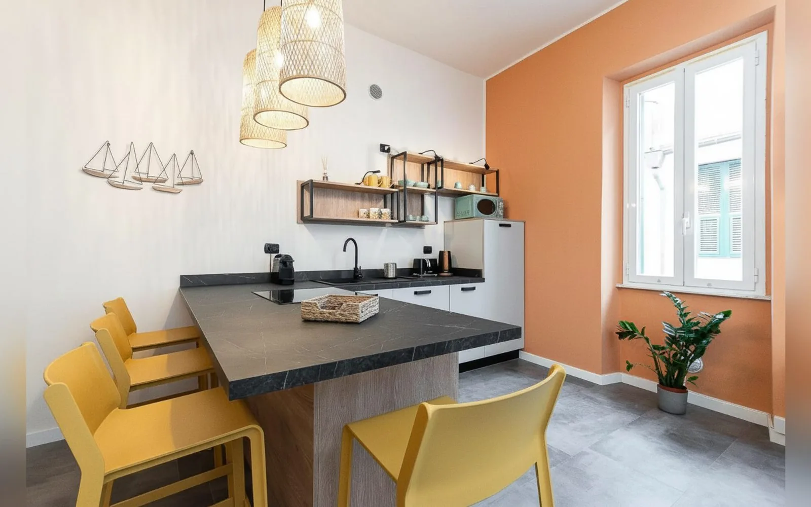 Loft centro storico Loano, 